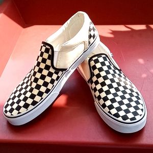 Van's (men's) 12, B & W